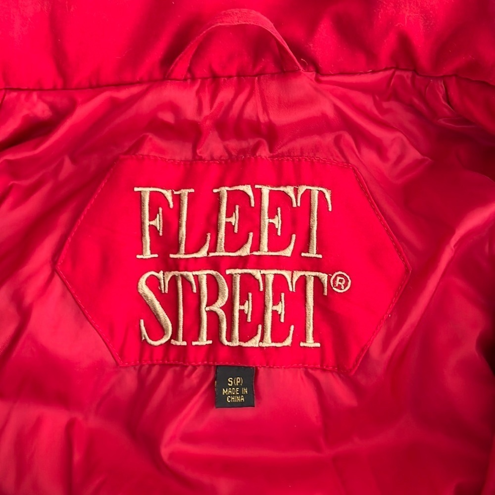 Fleet Street NWOT Gorgeous red heavy weight Stylish winter coat Size SP - Picture 2 of 15